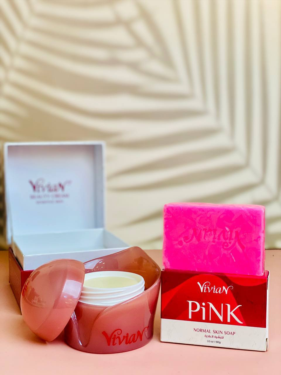 كريم التصفية والتفتيح فيفيان ❤️

❤️تزيل الكلف والنمش والتصبغات الجلدية
❤️تزيل كلف الحمل والهالات تحت العين
❤️معالجه للتجاعيد وترطب وتنعم البشرة
❤️تقلل من ظهور حب الشباب وتزيل اثار الحب الحل الامثل للنساء 👩والرجال👨
 ❤️تبيبض البشره نتائج دائميه ومضمونه💯 تبيض البشرة 
المنشأ امريكي 🇺🇸💯 الأصلي


**إذا كنت صاحب هذا الإعلان وتريد حذفه لأي سبب، رجاءا أرسل رسالة إلى الدعم الفني**