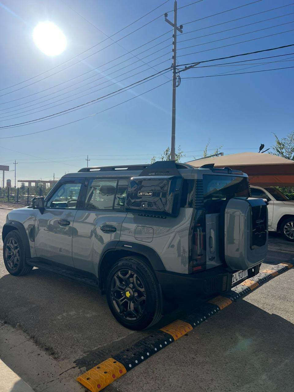 جيتور T2 للبيع موديل 2025
وكالة هارلم
المواصفات
• بانوراما
حساسات امامي خلفي
كامرات 360
كشنات جلد
تبريد قطعتين
شاشة عرض حجم كبيرة
تشغيل عن بعد وبصمة عدد 2
انعكاس الشاشة
USB 2 منفذ
مصابيح LED كافة السيارة
ناقل حركة 7 سرعات
منفذ تايب سي
اوامر وتحكمات صوتية
• مثبت سرعة
. محرك 2000 تيربو اقتصادية بمعنة الكلمة
داخل السيارة بيجي نظام مراقبة ضغط الاطارات
ضمان 6 سنوات للسيارة و10 سنوات للمكينة والكير
• السيارة 

ماشيه ١٧ الف كيلو 

السعر ٢٧٠$
مواصفات السيارة معروفة فول الفول 100 100

للاستفسار *********** اتصل او واتساب تكريت, صلاح الدين
