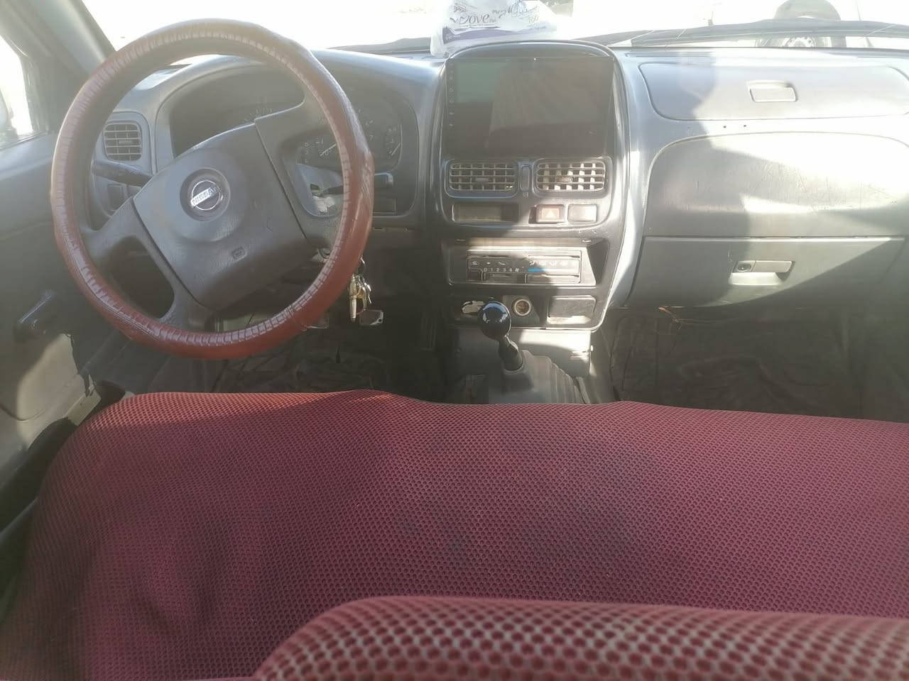 السلام عليكم بيكم نيسان الى البيع موديل 2005 رقم انجليزي استوهم مجدده *********** مكان هم ميسان العماره
