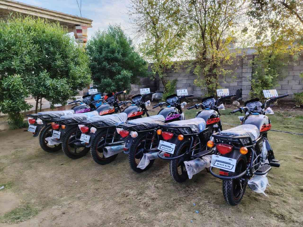 دايوان للبيع موديل 2025 مرقم رقم سليمانيه تحويل ثاني يوم محرك 200مكاني ديالى الخالص متوفر توصيل بغداد صلاح الدين كركوك تكريت بعغوبه الانبار اتصل ودلل شراي يتواصل ع رقم *********** باقي تفاصيل وتساب
