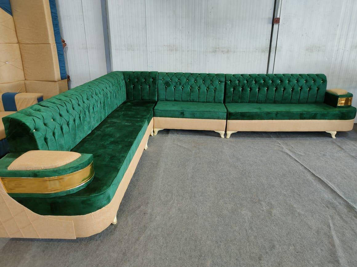 يابلاش يابلاش .    ✌️💕

يعلن معرض الامير عن توفير جميع الالوان وموديلات 
مميزه 🤗🫶🏻
حسب طلب الزبون 🆕
يتكون الديوان من 6قطع 
      قياسه (6 امتار ونص)❤️
     
10 مقاعد 🩷

كما تتوفر قياسات حسب المساحة والطلب 🫣✨
مواصفات  العمل ✨
خشب جام روسي 
المقعد بلوك اصلي 
سفنج مميز 
قماش تركي درجة اولى 🇹🇷
العمل نفس الموصفات المذكورة
ملاحظة:يوجد مع كل طلب 4 كوشات هدية 🤍✨
 🇮🇶🤍
سعر الديوان 300الف فقط 
ملاحضه
للحجز مراسله الصفحة 🤗👍او الاتصال على الرقم.ا*********** او  ***********واتس اب 🥰🤍
