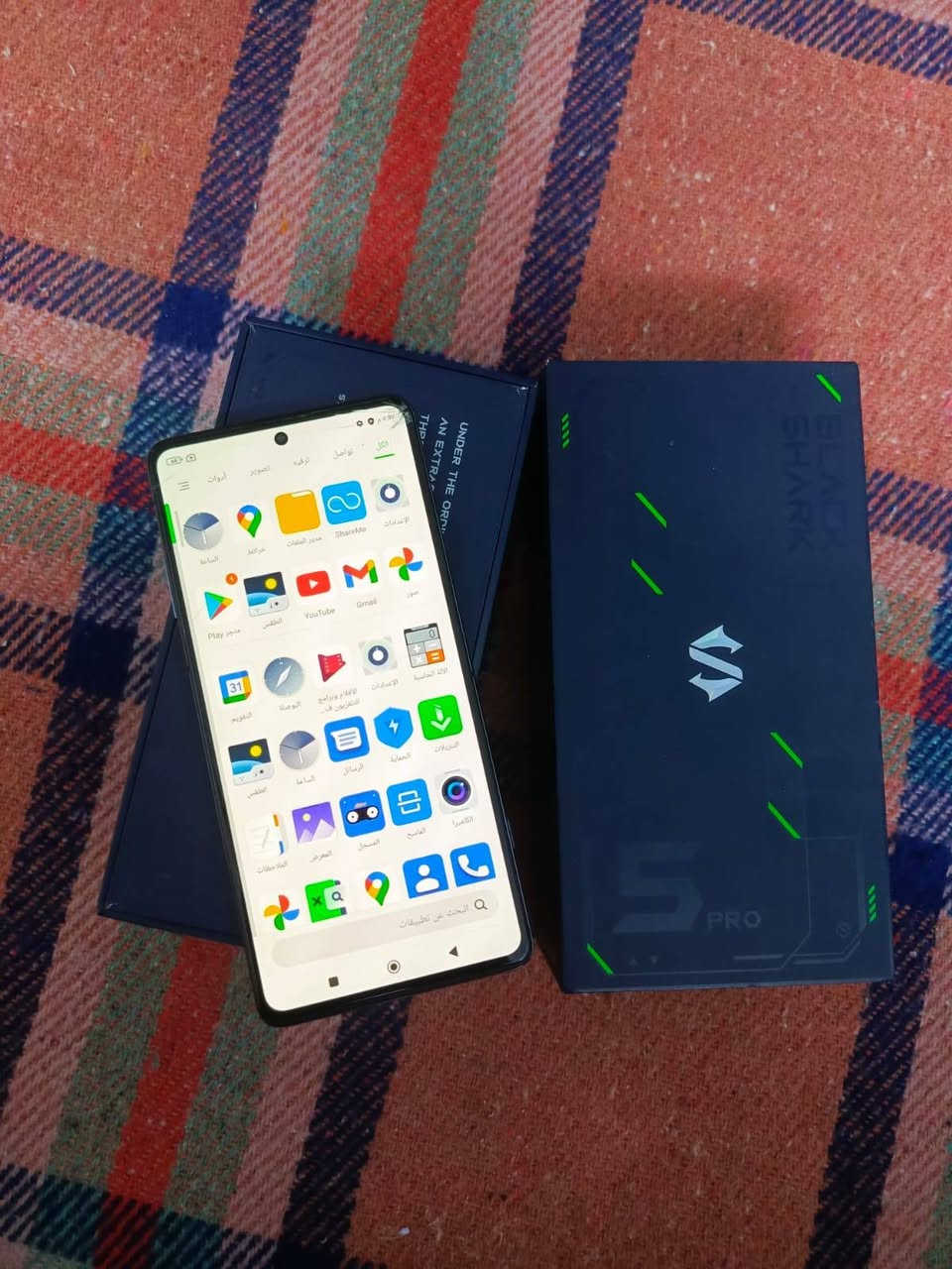 سلام عليكم للبيع أو مراوس بلاك شارك 5 pro 
معالج سناب دراكون 8 جين 1
 ذاكرة 255  رام 12
الجهاز بي فطر بل شاشة واضح بل صور والبصمة ما تشتغل بس زر البصمة شغال طبيعي وباقي الجهاز مكفول من العطل أو التصليح ملحقات الجهاز فقط كارتونالسعر 225 تفاصيل اكثر اتصل ***********
