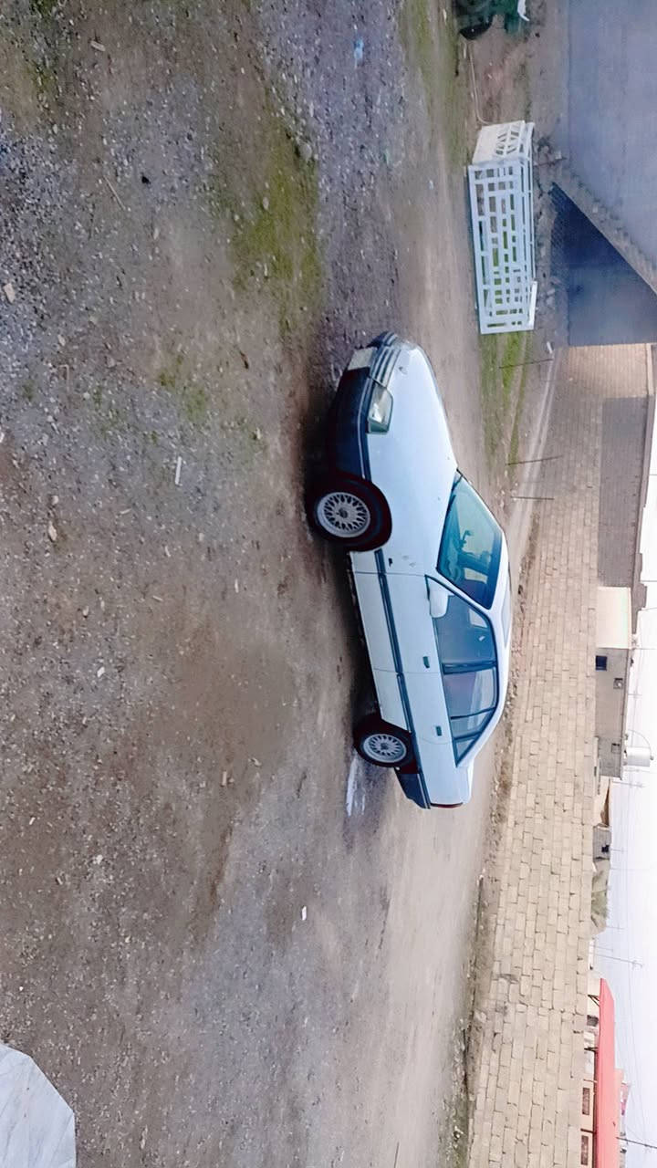 السلام عليكم اوبل اوميگه موديل 88 محرك جديد صدر جديد رقم ألماني سياره مابيه خياس ولا بيه نقص السعر 30 وبيه مجال قليل / ***********
