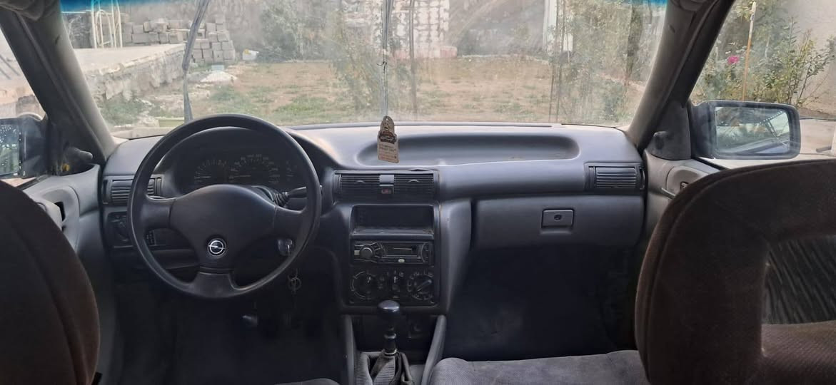 اسلام عليكم أوبل أستره  لون ازرك موديل السياره 1992 رقم السياره بغداد السياره نظيفه عنوان السياره بغداد
السعر30وبيها مجال هاتف  *********** متواجد واتساب
