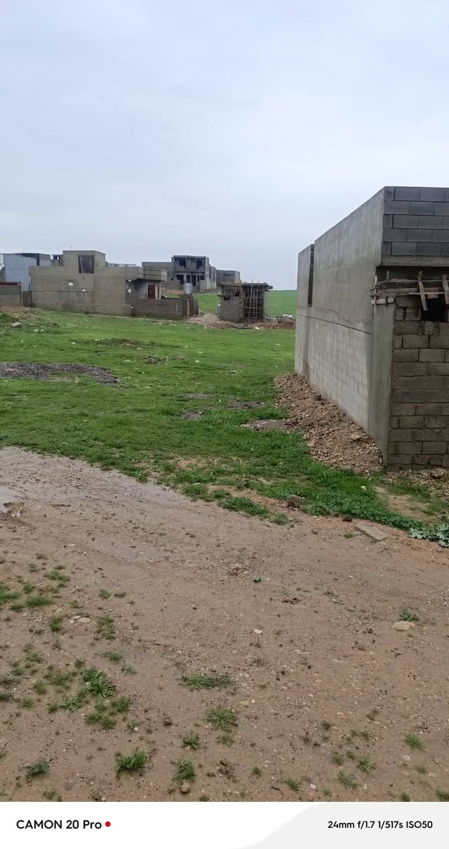 أرض للبيع في القوسيات قرب ركن النخلة
المساحه 150 متر سند جديد2023 زراعة 
الطول 16 متر والوجة 9 ونص
وصل البلدية جديد باسمي 
سعر الارض 15 مليون بي مجال 
الخدمات ماء وكهرباء يم الأرض
مسموح بها البناء المستمسكات كامل 
مروس هم بي سيارة 
رقم  صاحب الارض /‏‪***********‬‏/ 
النقطة الحمراء هي الأرض 
الركن النخلة الشارع
