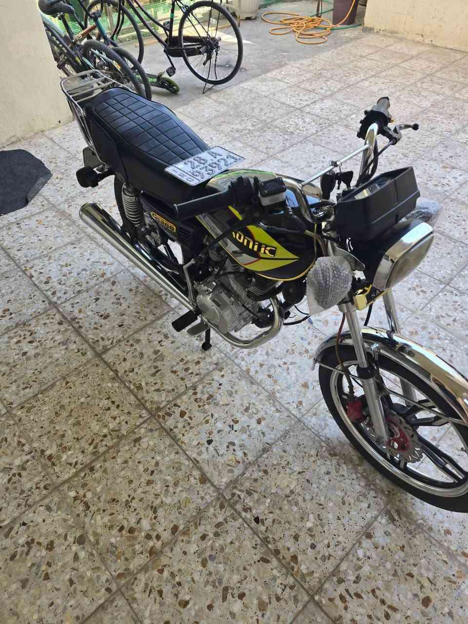 سلام عليكم دراجه سيفان مانقصه برغي غير كابريته تعبانه شويه مرقمه نجف اجنبي بسم ولد يريد مداور مكاني نجف مديل 23 طالعه ب24 مختمه سونك برغي ماعيزه1100   سعرها ***********
