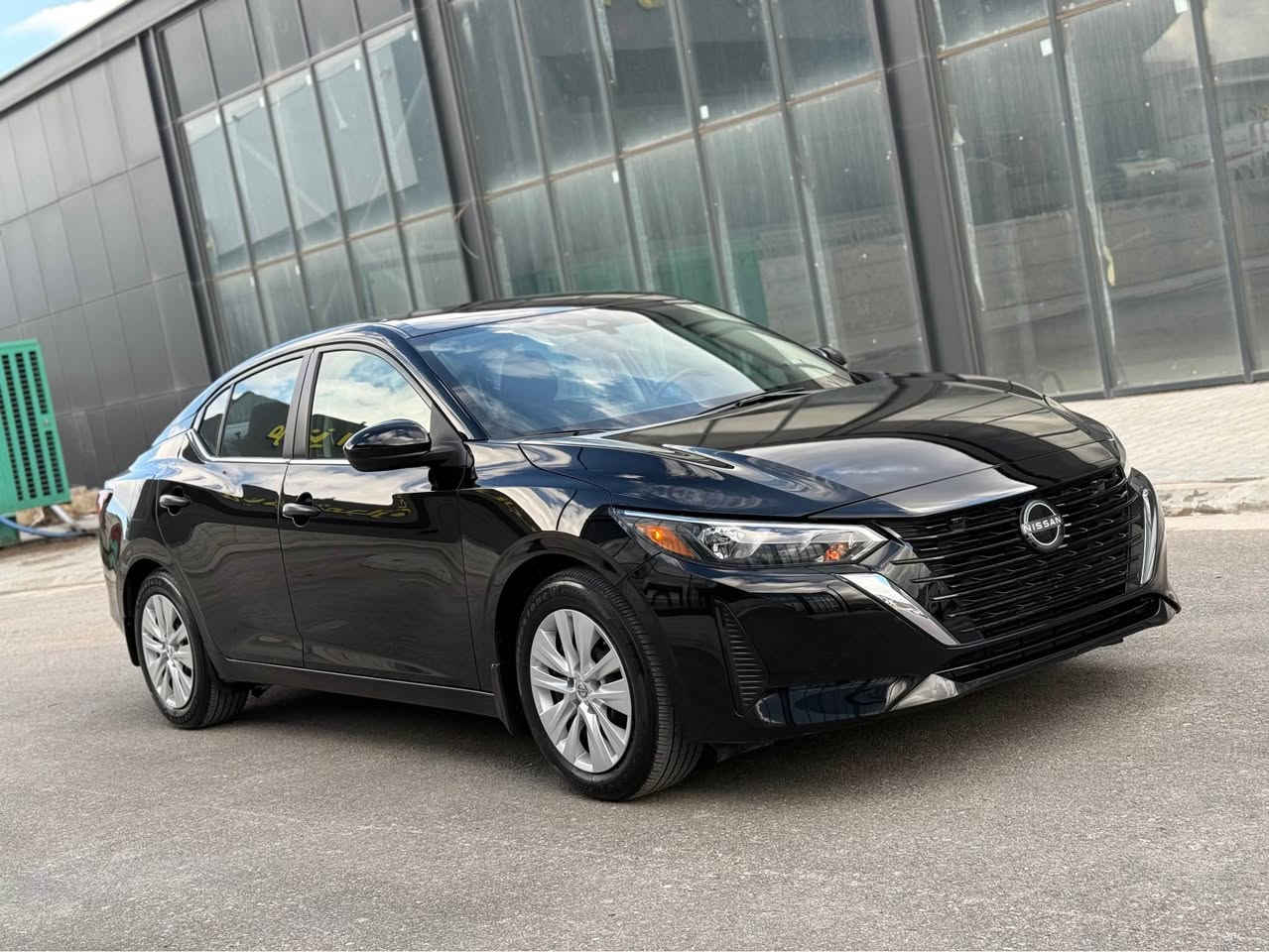 نرخی خوار بازاڕ نیسان سێنترا مۆدێل ۲٠۲٤ مواسەفات S تەنها سنوقی بۆیاخە بێ ئێرباگ تەنانەت دەعمیەكانیشی بۆیاخ نیە لەڕەسمەكان جوانترە پارچە گۆڕاوی نیە  ژمارە شانسی دانراوە ۳ مانك كاتی ڕەقەمی لەگەڵە ٤ تایەی لۆكی لەژێرایە پۆڵیش كراوە حەمام كراوە یەك سایەقی ئەوێت هیچی تر خەلەلێك و ۲ گەڵا ببڕە نرخی خوار بازاڕ كۆتایی بێ معامەلە ۱۲۸ گەڵا *********** السليمانية, العراق
