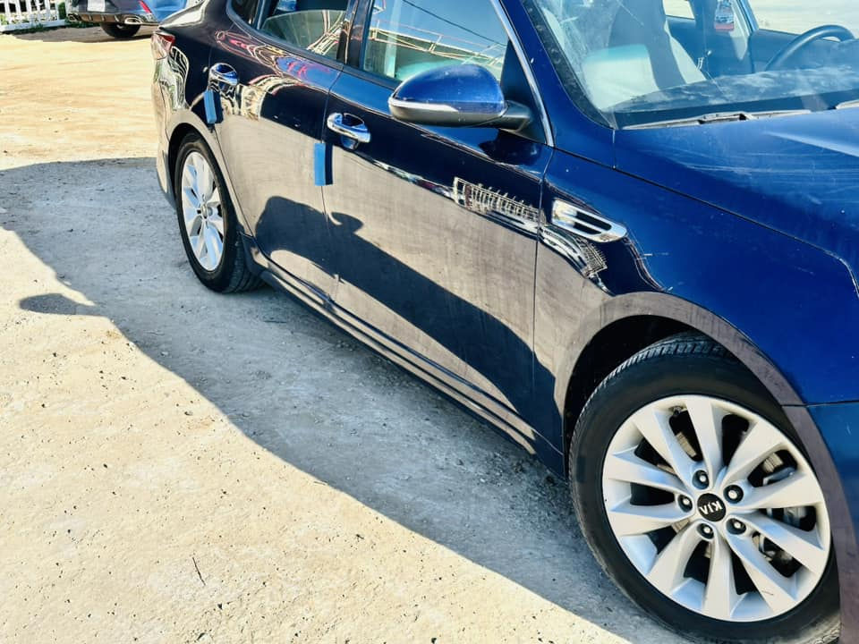 اوبتيما 2016
امريكي 
سياره كفاله من الحادث 
كشنات جلد تحكمات 
بصمه اشاير بالمري
شاشه كامرا 
كشن كهربائي  
قطعتين تبريد 
رقم بصره 
السعر 128 
***********
