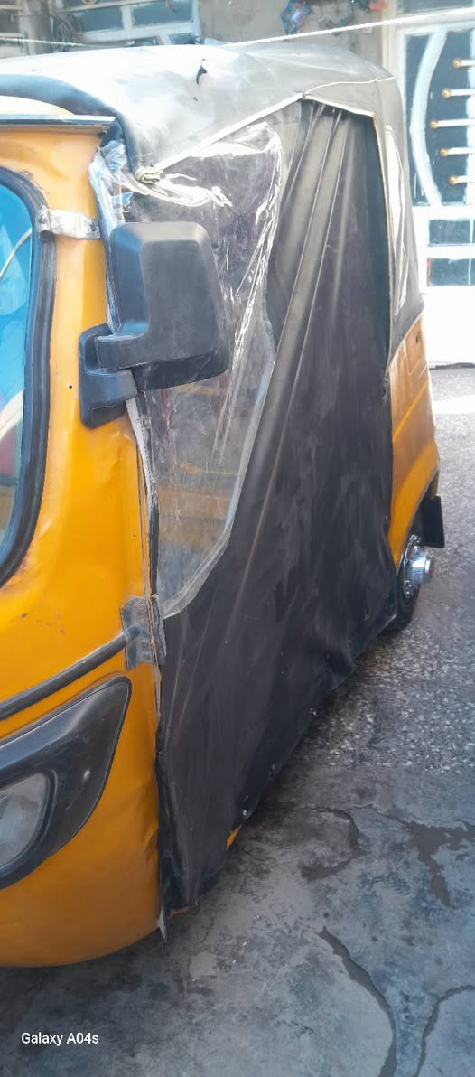 السلام عليكم تكتك تي في اس موديل 20اوراق اصليه كامله تكتك جاهزه بمعنى الكلمه مكفوله من كل نقص السعر 3750 وبيه مجال بسيط مكاني بغداد الشعب ***********
