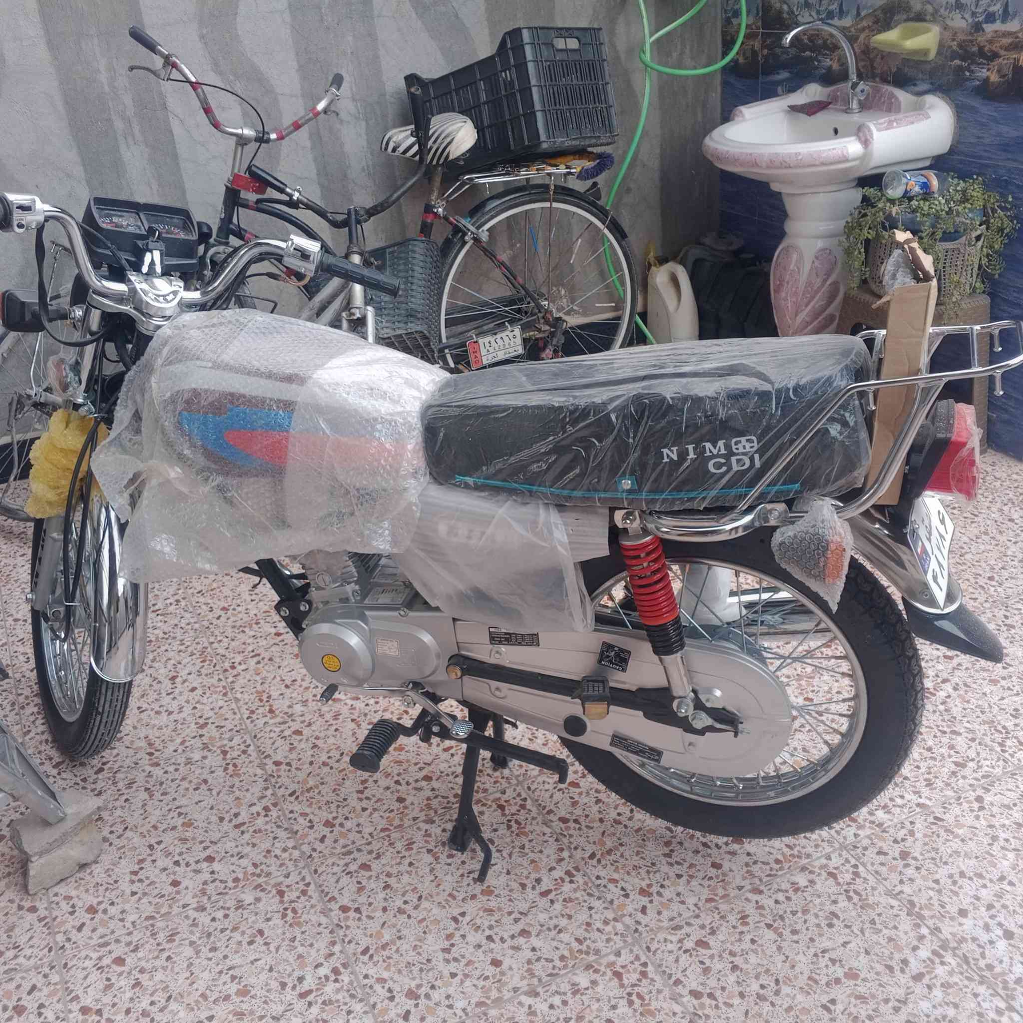 نامه بل جيس بانزين ما دايرلهه
2025
***********
 
890 بيها مجال قليل للطيبين
