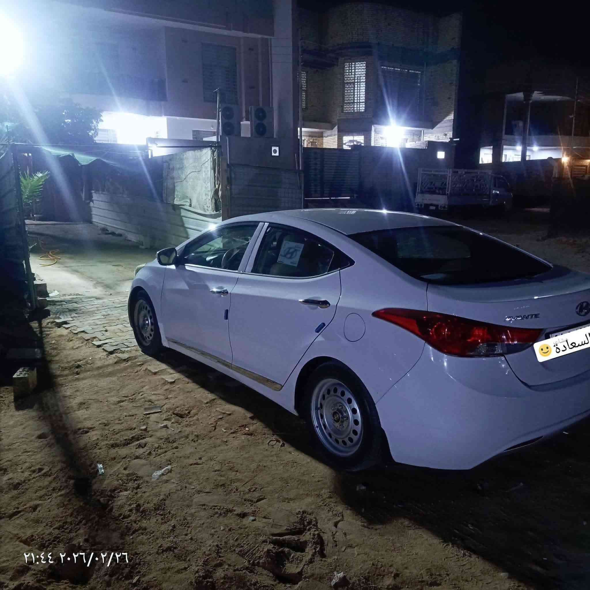 سلام عليكم الانترا موديل 12بسمي رقم قادسيه دوله. مكينه 1600.النجف حي النداء  السونار مع الصور السعر 115.الاتصال عل رقم اوواتساب
..***********
