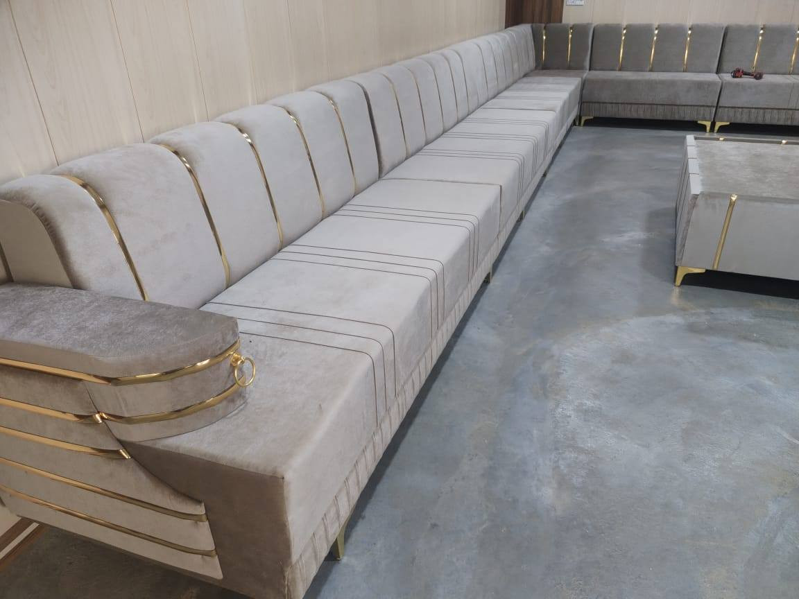 السلام عليكم.. دواوين للبيع حسب الطلب جاهز سبع امتار خمس قطع عشر نفرات رجلين حديد ب 350 الف ديوان ظمان 3 سنوات قماش درجة اولى.. علما يوجد ع المتر ايضا


**إذا كنت صاحب هذا الإعلان وتريد حذفه لأي سبب، رجاءا أرسل رسالة إلى الدعم الفني**