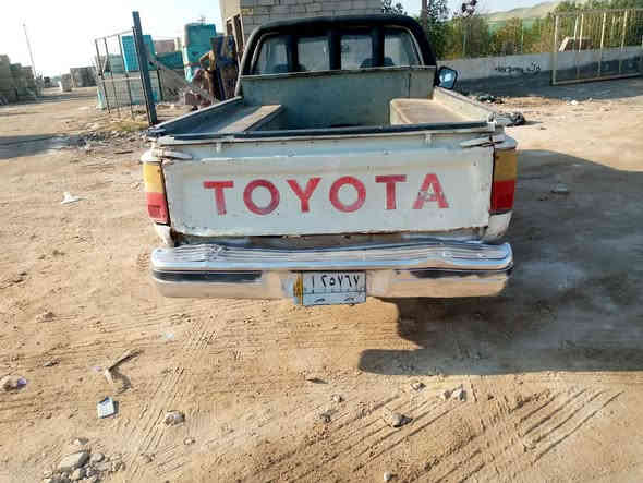 السلام عليكم تيوتا93 تك قمار سيارة حليوه مكينه تبخر حداديه زينه كيره زين شاصي مابي  مداور رقمه بابا سعر 25 مكاني بصره سفوان رقم ***********
