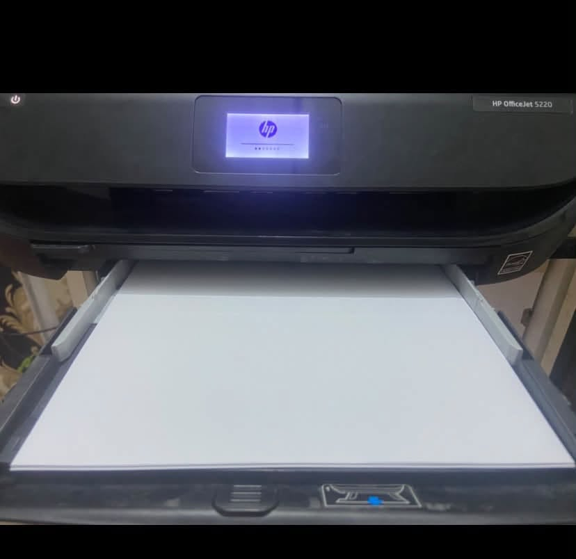 السلام عليكم طابعة HP5220
ملون +عادي بعدها جديده  تطبع صور   شغاله كلشي ما ناقصها بعدها بل كارتونه  السعر 75 وبيها مجال  ***********
