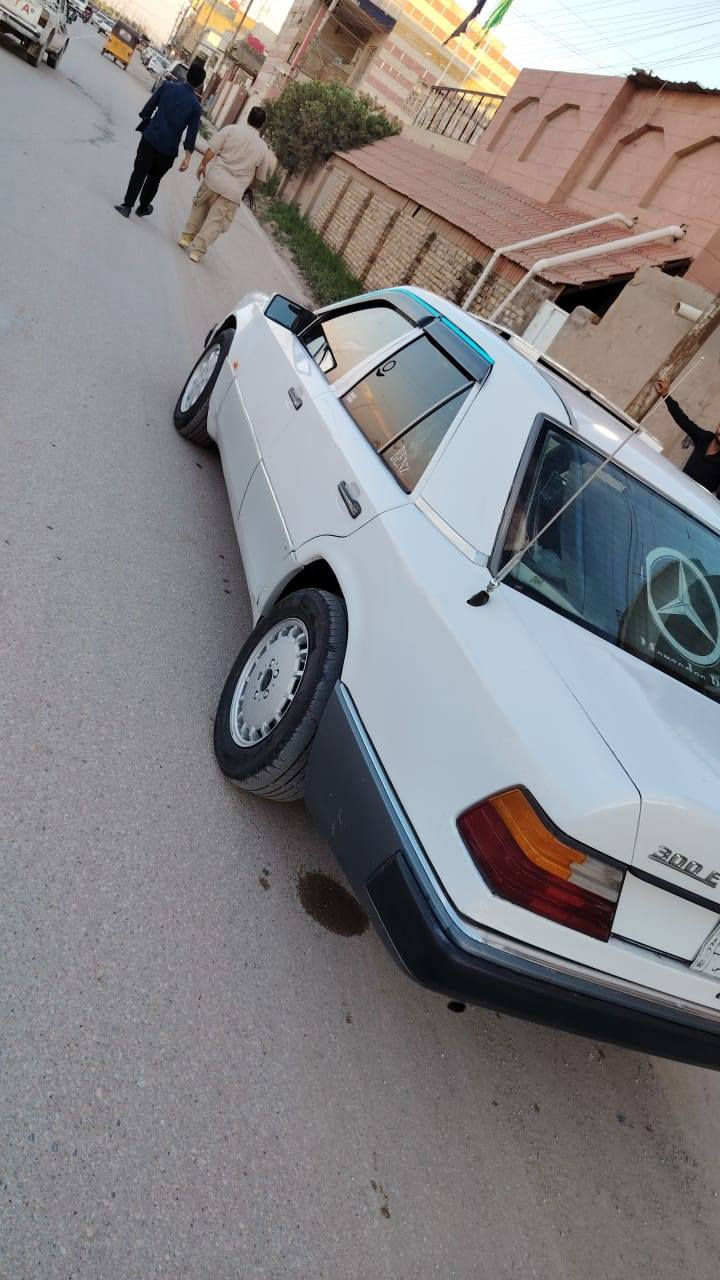 مارسدس مكينه 2500 مكفوله تخم تاير حداديه جديده كرهبائيات كلها جديده ما ناقصها اي شي تحويل ثاني يوم قواعد الدبل معمرات تبريد شغال السعر 43 ورقه مكاني ذي قار قلعة سكر علما غير متواجد ع النت للاتصال ***********
