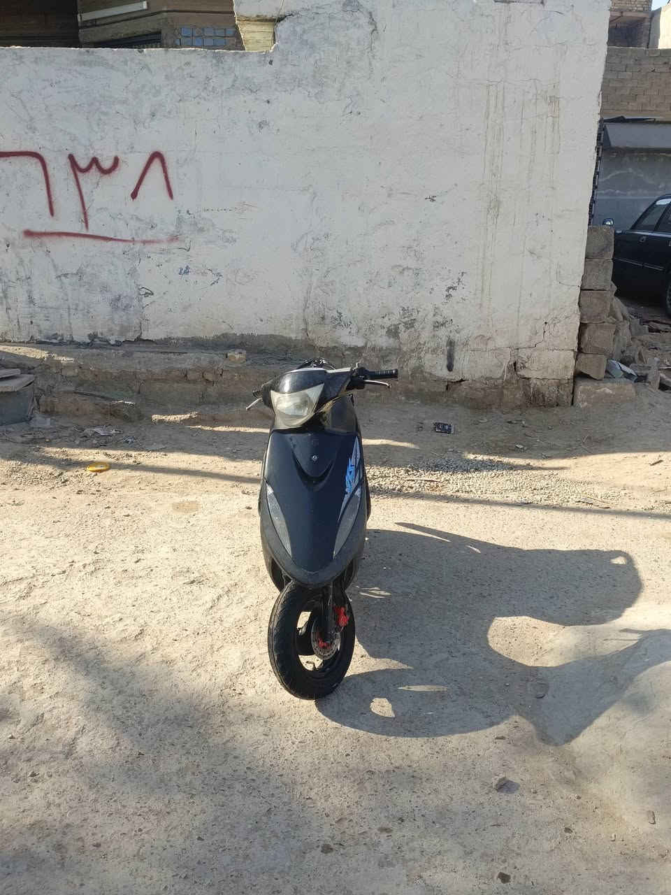 سلام عليكم دراجه ماكس عدله مكفوله كفاله عامه دراجه صالهه شهر من طلعت من رمبه سلف وهندر شغال كهربائيات كلهه شغاله سعر 800 وبيهه مجال للشراي المكان بغداد مدينه صدر حي طارق شراي يتصل علئ هاذه رقم 0771 010 9582
