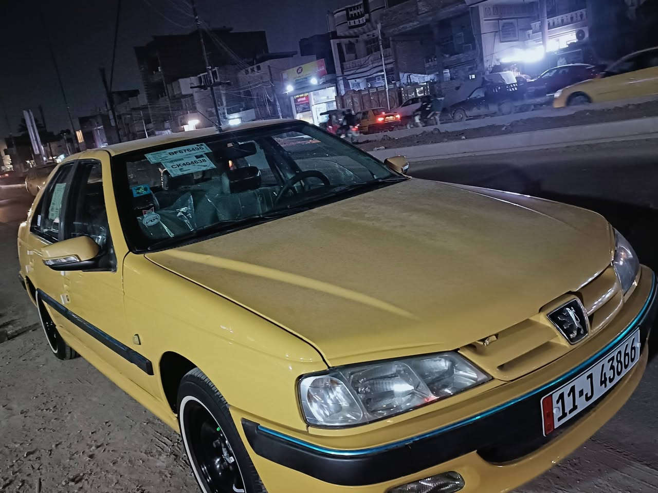 السلام عليكم بيجو15للبيع بيها الداير الخلفي  صبغ واحد على كده سياره  مكفوله ع سونر تخم تاير مكينه جديده صدر جديد السياره مدشمه جديد وحراري الي يريد يتفضل ع رقم***********
