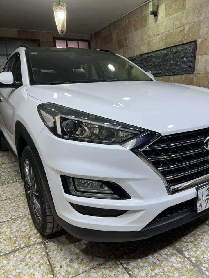 سلام عليكم هونداي توسان وكاله القاصد موديل 2019 ماشيه 70 الف فول مواصفات بيها مكانين بارد السعر 20 الف وبيها مجال رقمها بغداد (***********)
