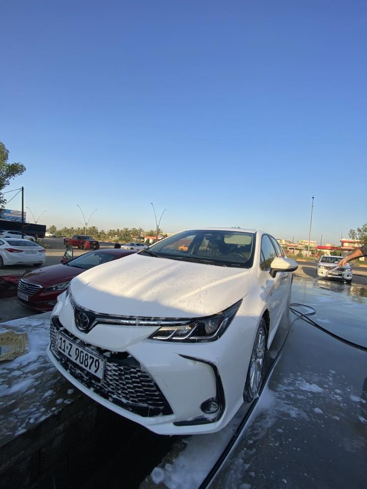 🚘 تويوتا كورولا هايبرد 2025 HEV🔋
🔥 سيارة الاعتمادية والاقتصاد بموديل 2025 🔥

⚙️ المحرك:

ماشيه 17 الف 

بغداد بسمي تحويل ثاني يوم 

1.8 لتر بنزين + محرك كهربائي (هايبرد)

قوة إجمالية تقريباً 121 حصان

ناقل حركة أوتوماتيك E-CVT

دفع أمامي

✨ أبرز المواصفات:

✔️ شاشة وسطية كبيرة

✔️ عدادات ديجيتال

✔️ تشغيل بصمة

✔️ مثبت سرعة

✔️ رادار

✔️ إنارة LED أمامية وخلفية

✔️ ويل كب ألمنيوم رياضي

🛡️ أنظمة أمان:

وسائد هوائية محيطية

ABS + EBD

نظام مانع انزلاق

السعر 152 بيهه مجال 

الاستفسار 

***********
