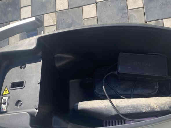 راجه شحن للبيع مديل2025 دراجه بيه شخوطات شويه سرعه70 شاحنه كتلوك موجوده ماشيه قليل مكان قدسيه او كراده جديده مال شركه سعر700 للستفسار ***********
