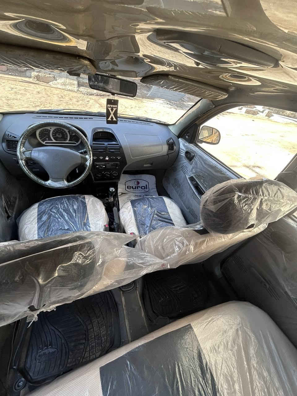 سلام عليكم
طيبة موديل 15 سياره جاهزه وخير من الله 
كير ومحرك كفاله سياره كفاله ما عدا جاملغ خلفي مصلح بدون دواخل بدون معجون فقط مرشوش 
خير من الله السياره سنويه ل 2030 شرط المداور  رايدها ب 38 وبيها مجال للطيبين ***********
