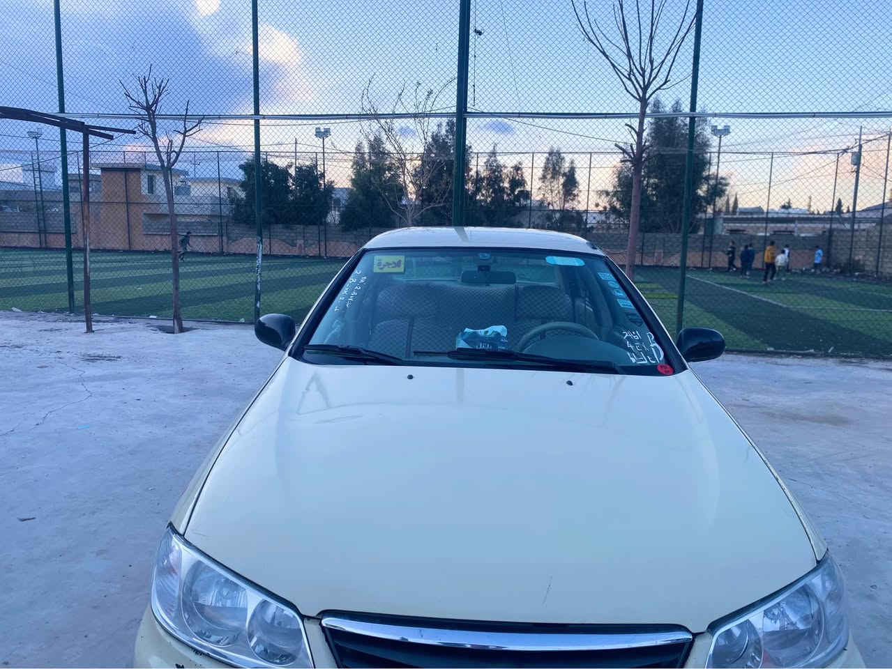 نیسان سەنی عام بۆیاخ بیلاد تەکسی ٢٠٠٩
گێرو مەکینە  وەرگەراو برانەوە بە شەرت 
پشت و پئشی جوانە دەعمی قورسی نیە سەقفی بێ مەعجونە 
رەقمی نوێیە سەنەوی بەسەرچوە 
نرخی ٩٢ مەجال 
ژم ***********
*********** شقلاوة, أربيل
