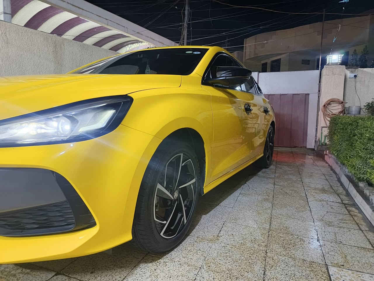 MG GT محرك ١٥٠٠ توربو موديل ٢٢ السياره بعدها بالضمان ماشيه حاليا ٤٦و٥٠٠ مركب باتري جديد و طخم إطارات برجستون السياره تجي فئة الفول كير كوبره وشفتات باالاستيرن فتحه سقف داخل لونين جلد أحمر كرسي السابق كهربائي  أربع كاميرات ٣٦٠ رادار أمامي الاستفسار اتصل ***********
