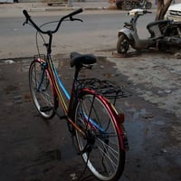 بايسكل سبع الوان جديد استعمال اسبوع حجم 26 السعر ب130وبي مجال بغداد سا...