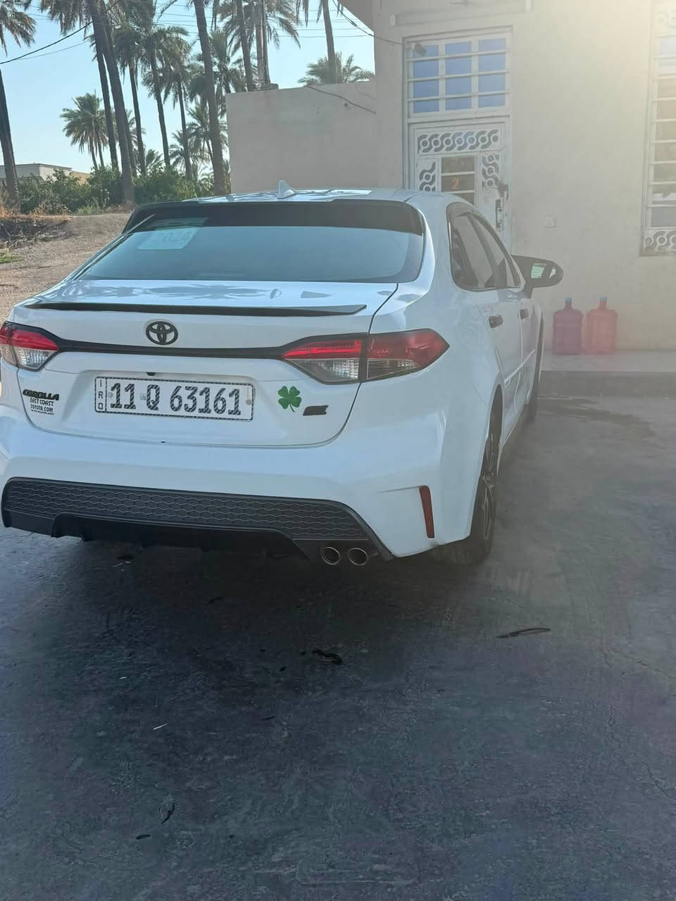 سلام عليكم كورلا SEوارد أمريكي موديل 24 بانزين فقط سياره حادثه كلش بسيط موضح أمامك بصور كير مكينه دواخل كفاله سياره فول عده الفتحه ماشيه ٨٠ الف 
سياره للبيع عارضه 157 وبيه مجال 
مكان سياره بغداد الطارميه 
***********
***********
