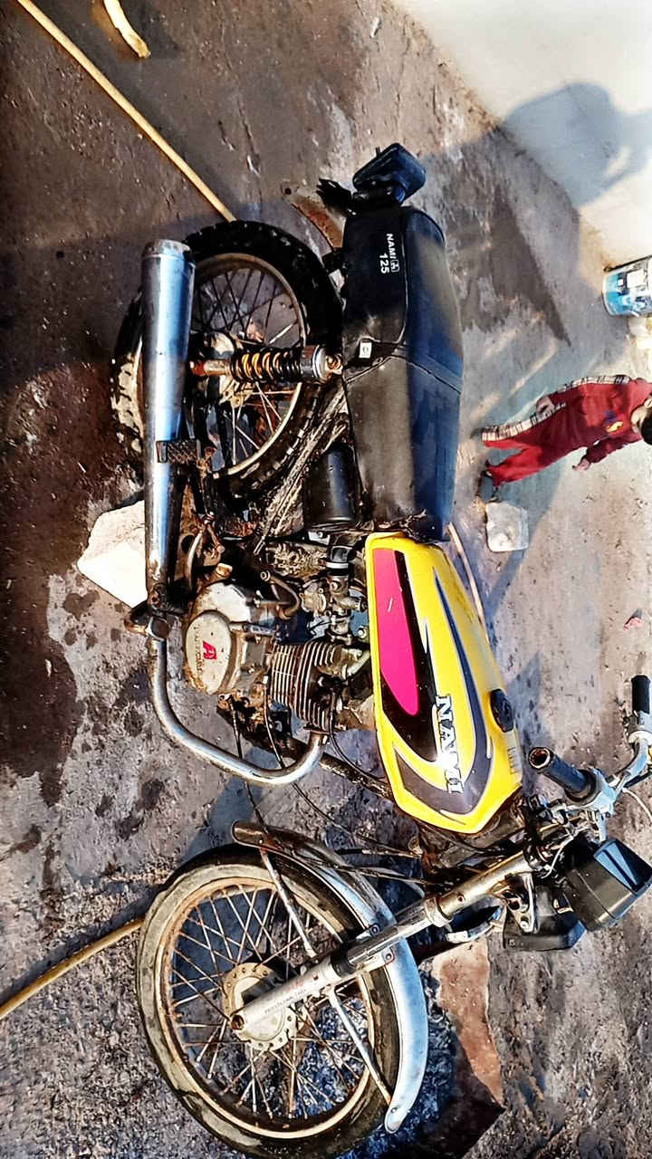 سلام عليكم دراجه للبيع اربعه كير دراجه كلك دراجه ضعف ناريه و ثكيله بل تشغيل  سعر دراجه 200وبيه مجالل عنواني كوفه فلكت لملح سبب لبيع اخذت دراجه صوليه رقم لهاتف 
***********
