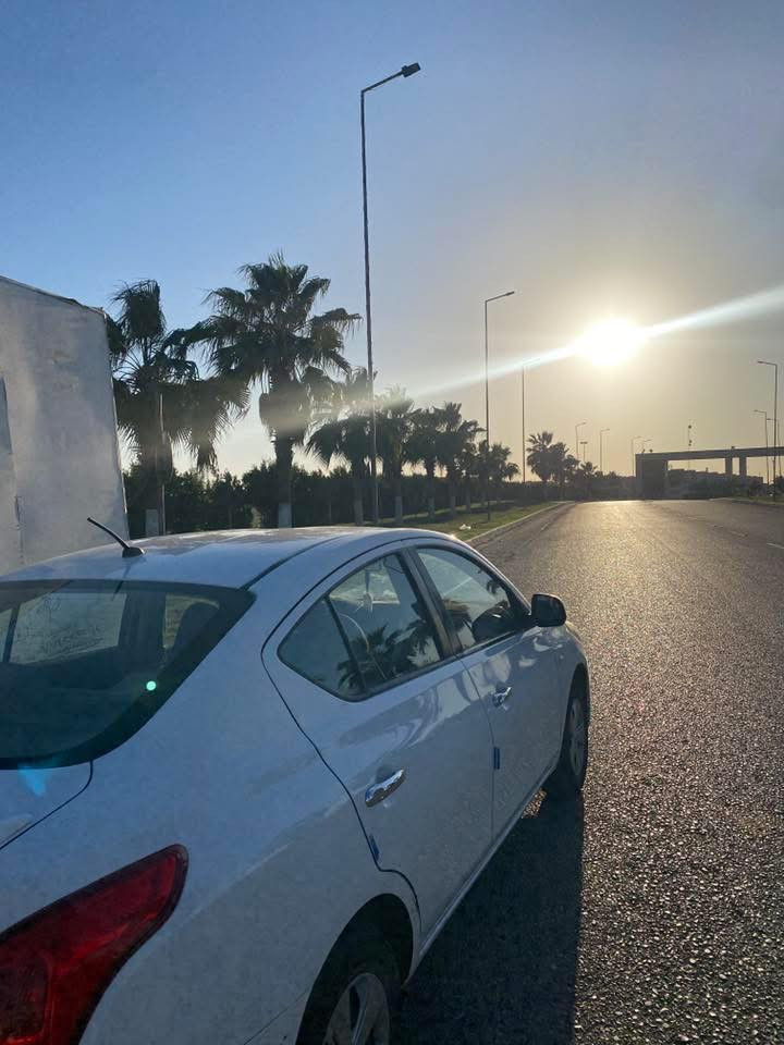 نيسان صني هندي مديل 2019
رقم سليمانيه جديد سنويه باسمي 

سيارة جاهزه مابيها اي نقص كله جديد 

بيها فقط تعديل بارد بسيط بالهلال الخلفي 

محرك كير كله شرط مكاني كركوك السعر 109$ وبيها مجال 

***********
