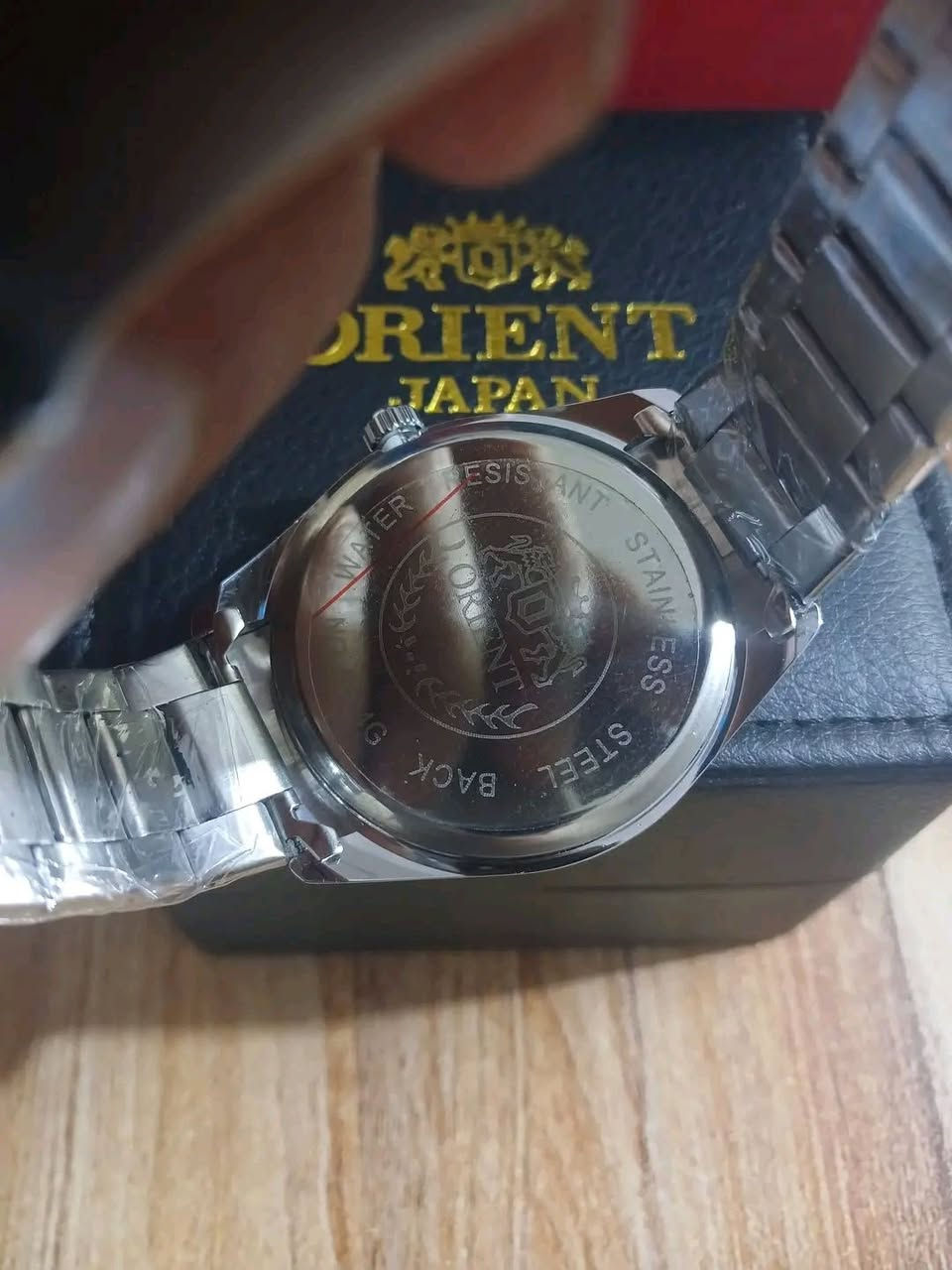 ساعه اورنيت باله باتري مكينه ياباني مينه تركوازي طلاء ثابت مع علبته الاصليه قطعه نادره وزن ثقيل
بالعافيه الي ياخذها 

السعر 25 الف على اول تم 

ملاحضه القطعه واحده فقط


**إذا كنت صاحب هذا الإعلان وتريد حذفه لأي سبب، رجاءا أرسل رسالة إلى الدعم الفني**