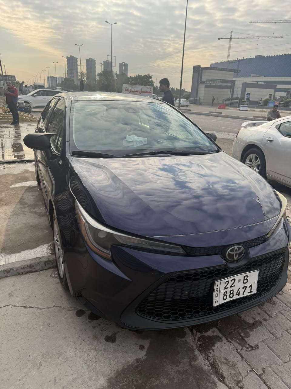 السلام عليكم كورلا موديل ٢٠٢١محرك ١٨٠٠  le مكان السياره بغداد الحريه تلفون *********** حادث موضح بلصوره بدون ايرباك ولا لغد السعر ١٤٠
