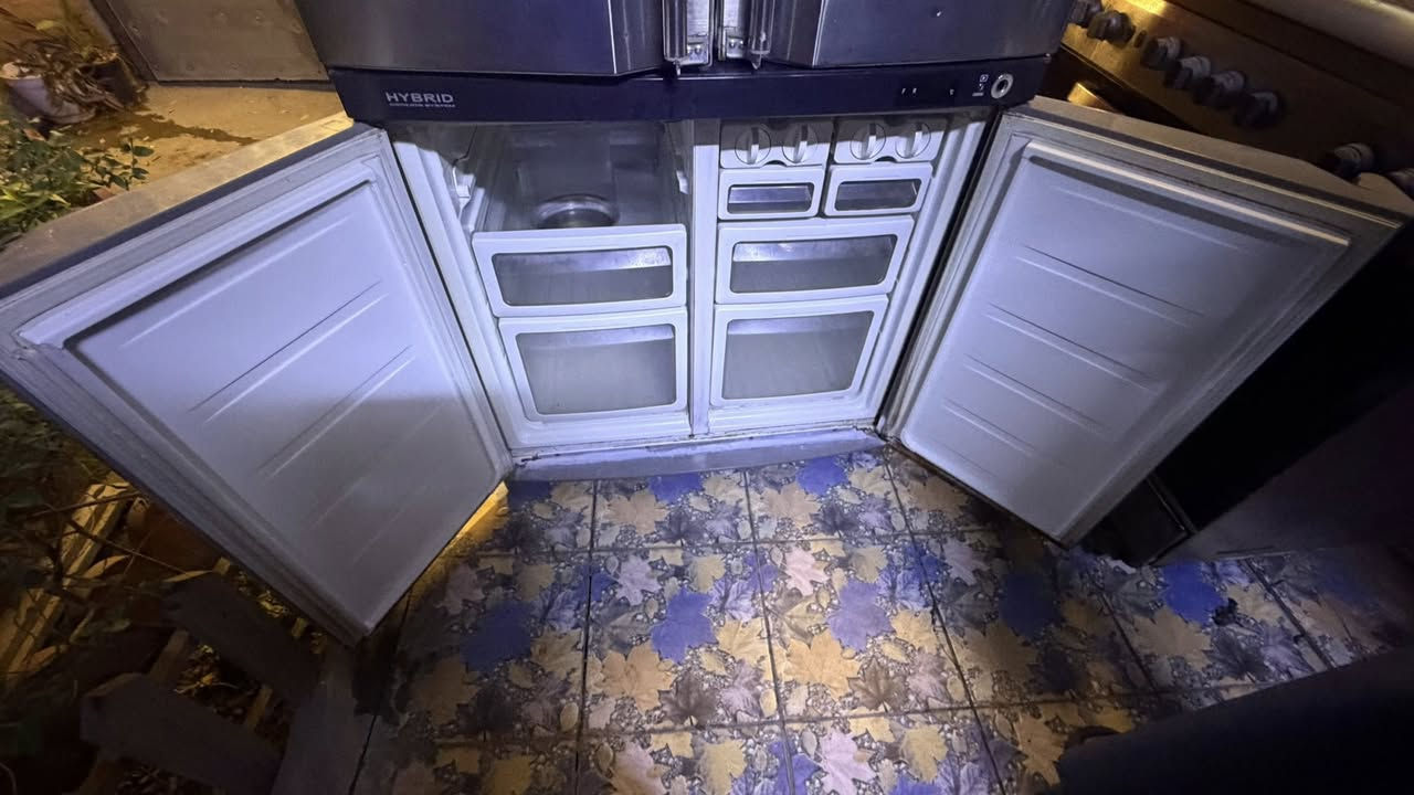 ثلاجه شارب هايبرد ٥٠٠
غرفه تركي ٣٥٠
دوشك طبقتين ١٢٥طبي
طباخ شغال ١٥٠
مكاني حي الخضراء


**إذا كنت صاحب هذا الإعلان وتريد حذفه لأي سبب، رجاءا أرسل رسالة إلى الدعم الفني**