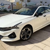 للبيع كي فايف K5 موديل 2023  ‎فول 1/1 ضمان الدوليه  بأسمي  فتحة سقف با...