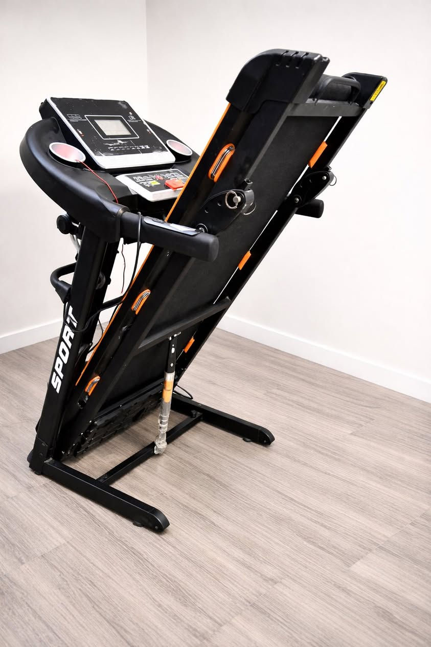 بايسكل نظيف بي سرع وشاشه ب125 الف/ جهاز جري نظيف يحمل 130K بي رجاج تكسير شحوم اواكس بلوتوث شاشه كامل مواصفات نظيف ب250 الف بغداد متوفر توصيل محافظات ***********
