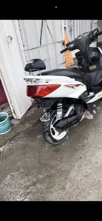 سكنز فحل للبيع كابريتر دراجه ممفتوحه تخبل مكينتها دراجه حلوا كاملا مكم...