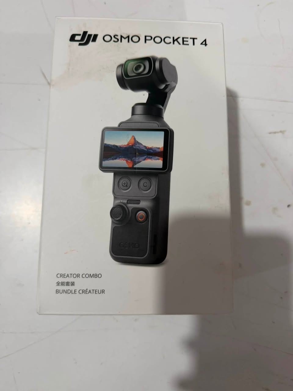 Dji osmo pocet 4 الملحقات الي وياها موجود بالصوره 
قيم بما يرضي الله
لحد يدخلي خاص و يكولي بيش رايده لو سعر ابالي اكتب اهنا 
مع احترامي للجميع 🌹🌹🌹


**إذا كنت صاحب هذا الإعلان وتريد حذفه لأي سبب، رجاءا أرسل رسالة إلى الدعم الفني**