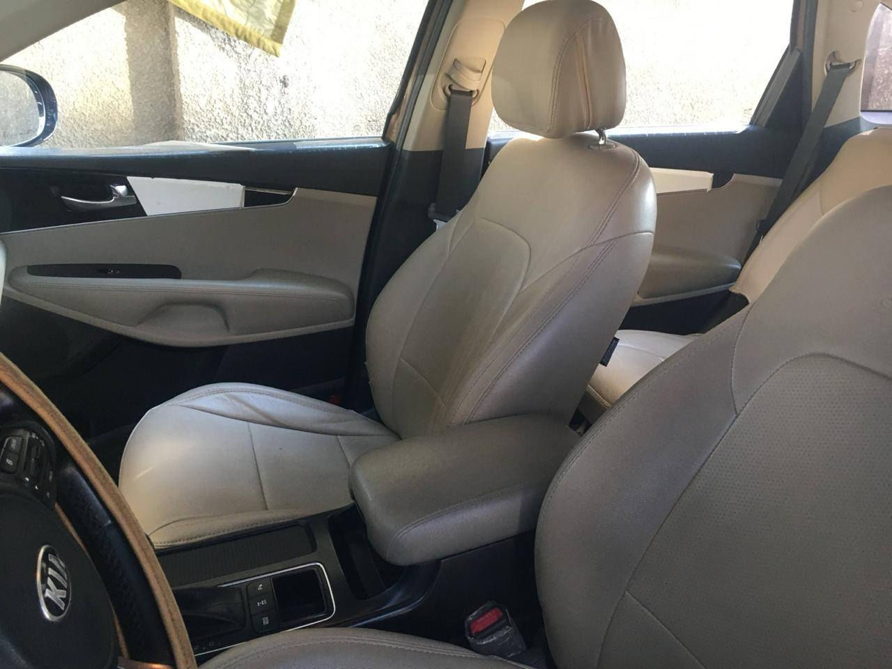 السلام عليكم
سورنتو 2015 وارد سعودي شكل 2017
محرك v6 3300 
7 راكب بصمه
رقم انكليزي قادسية بسمي تحويل مباشر 
حساسات امامي خلفي 
تحكم ستيرن 
مود دراف
فور ويل
مري شفط
بصمتين
نظام ترحيب
حادث سطحي بنيد فقط مبدل نفس اللون
ماشية 118 الف
محرك كازكيت و راجع وكاله
السعر 185$
العنوان بغداد الجديدة  ***********
