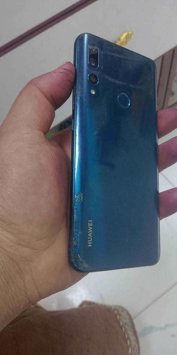 جهاز نظيف كلش وتوصيل موجود وذاكرته 128 
توصيل موجود بلاد, صلاح الدين


**إذا كنت صاحب هذا الإعلان وتريد حذفه لأي سبب، رجاءا أرسل رسالة إلى الدعم الفني**