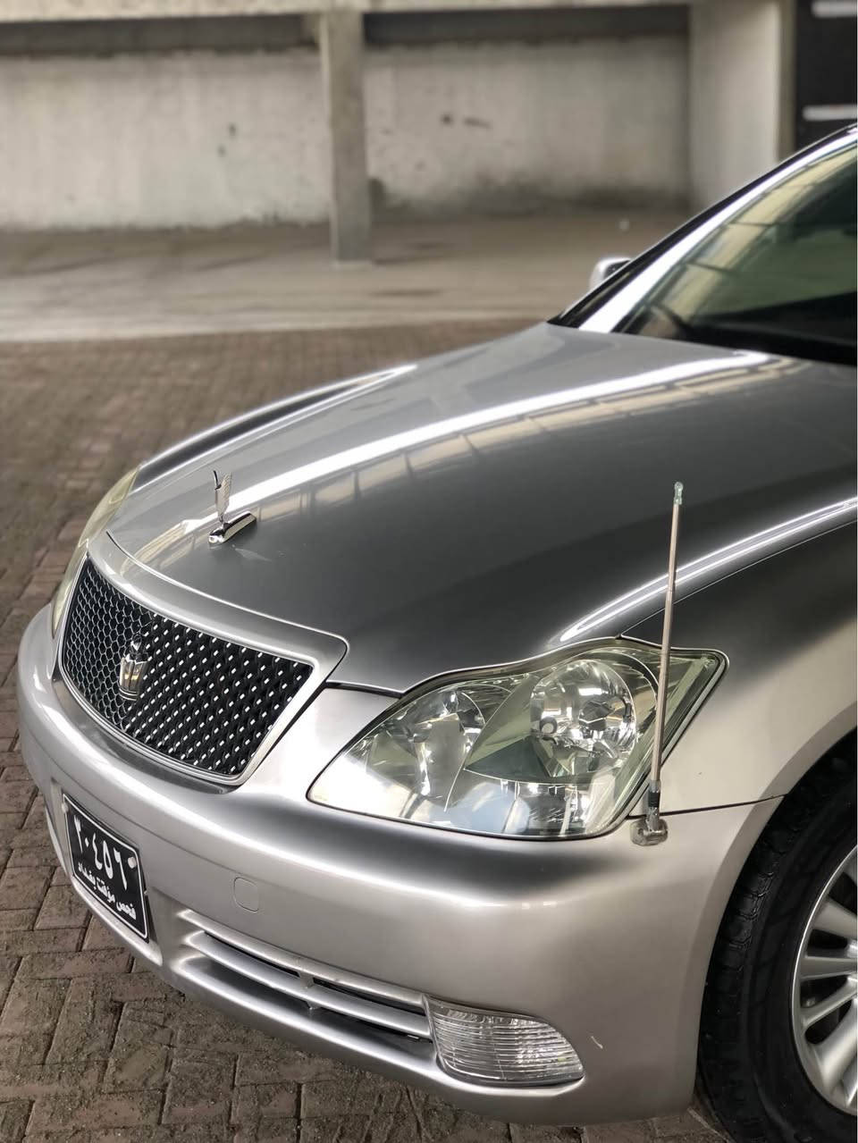 سەرەتا بەناوی خودا
شاهینە (مـوس) 2005
182 گەورە بەگەورە
 چوارکوشن کارەبا
٣ دوگمە کوشن غەزن 
سەلاجە ٣ پەردە کامیرە 
لایت ناوچەی کوێر
هەموگیانی بەشەرت کەڤەر گۆڕاو 
ڕەنگ گۆڕاو شانسی بەشەرت
نرخی ٦١ گڵاو مەجالێ برایانە 
ژ.م***********واتساپی لەسەرە
*********** Singapore
