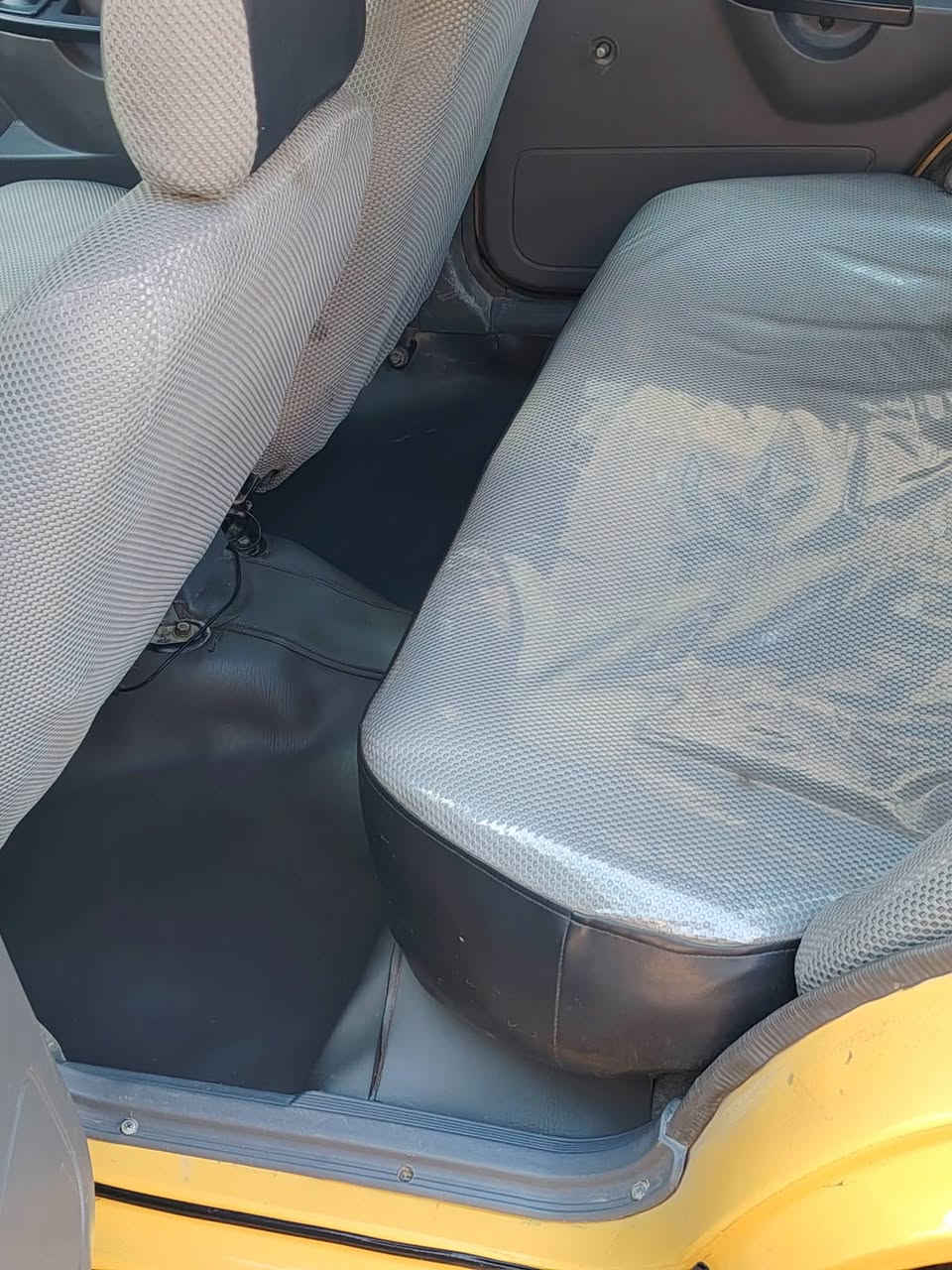 سلام عليكم سايبا موديل 2012 سياره جاهزه على آخر حبايه  كهربائيات ما بيها أي نقص محرك كير تبريد تدفئة خير من الله شواصي مكفولات السياره حلوه مال شغل  
السعر ٢٨ 
العنوان   الدوره  
رقمي ***********
