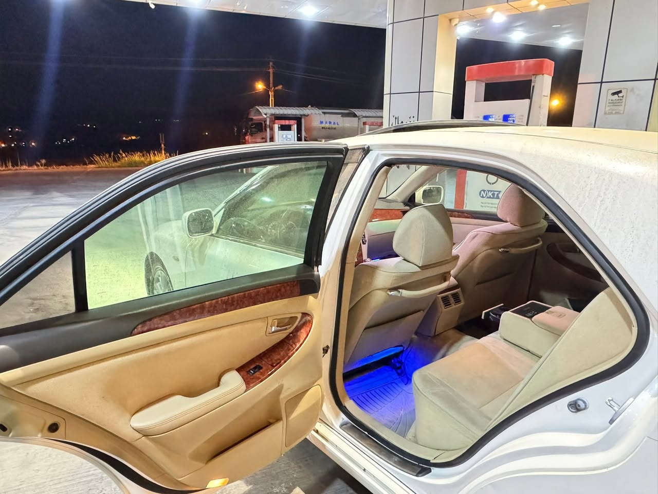 شاهینە بڕاوە بڕاو
گێڕ و مەکینە ١٨٢ ی بێ دوکەڵ 
  دو دوگمە ی حەسەو کامیرە
کؤدی بؤ کراوە
ریکا ناو کارتؤن📦
سڵایتو ناو زەرد 
سەیارەکە کامل مەسرەفە 
تەبریدی سارد و گەرمی ئیش دەکات 
دەعمو لێدراو سەقفی بەشەرت 
٢٥٠مەسرەفی نیە 
سعر٥١گەڵاو کەمیک مەجال 
ژم/***********
