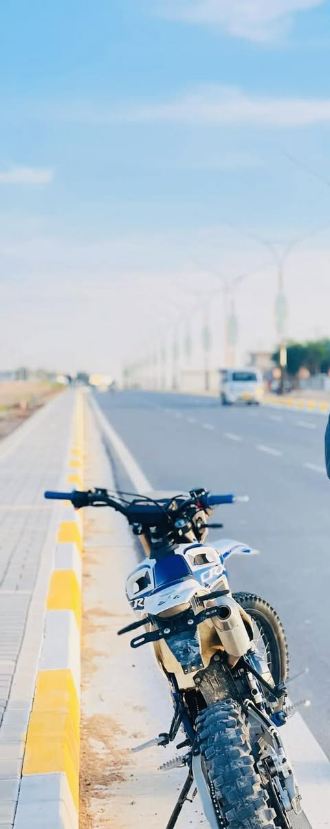 للبيع فقط 
قفاز crx
موديل 2025 اوااق
مكينه 300cc
كل عيب مابيها 
السعر 1225
مكاني ديالى خانقين 
رقم ***********
شراي اتصل
