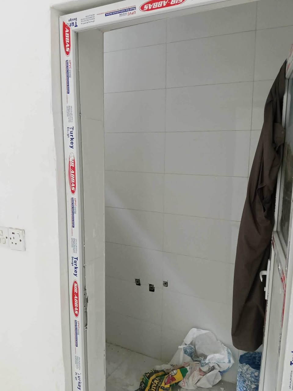 بيت 100 متر للبيع عكاده درجه اولى بالنداء
يم دفاع المدني كاشي سيراميك بيت فول
منطقة المجمعات  62
***********
