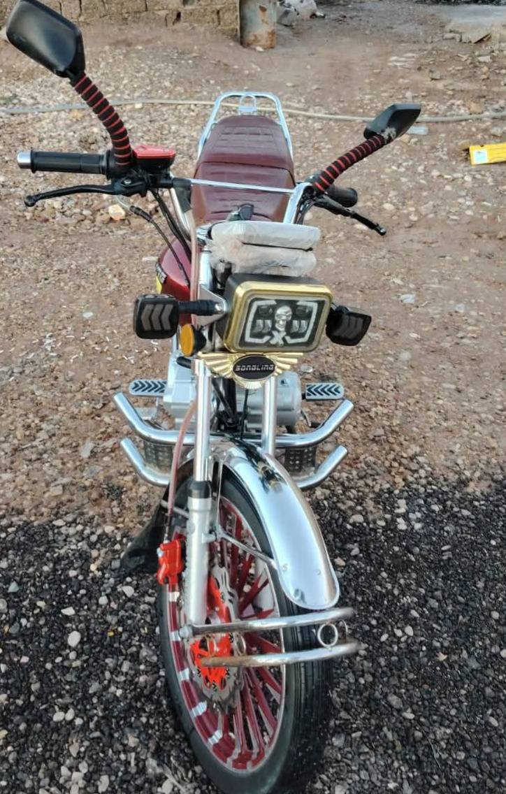 سلام عليكم دراجه للبيع موديل 2025 مكينه 200 دراجه مكفول تايرات شركه السعر خاص مكان بغداد تقاطع نهروان 
***********
