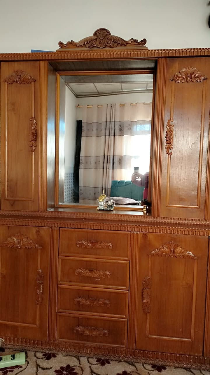 #للبيع غرفه اخشاب السعر 800 قفل الشراي خاص العنوان نهاية الملايين الثانية #متابعه للحساب فضلاً وليس أمرا


**إذا كنت صاحب هذا الإعلان وتريد حذفه لأي سبب، رجاءا أرسل رسالة إلى الدعم الفني**