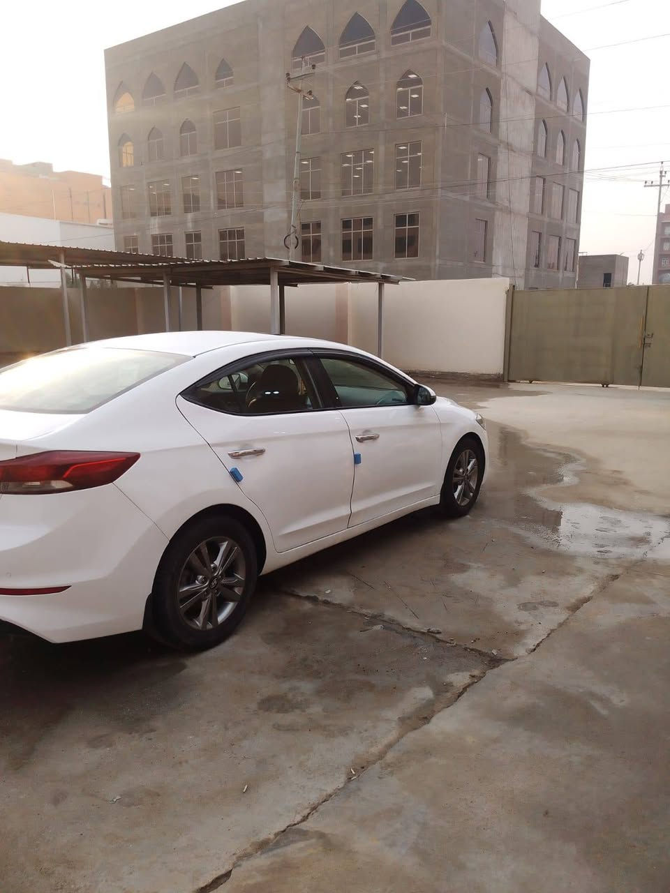 السلام عليكم
—————————-
النترا 2018 خليجي فول عداااا البصمة 
رقم بغداد بأسمي هزه وسنوية ورقام كلة جديد 
مواصفات 
١- فتحة 
٢- تبريد قطعتين 
٣- ويل كب 17
٤- مري شفط + اشاير بالمري
٥- شاشة كبيرة + كاميرا 
٦- محرك ٢٠٠٠ دوش 
٧- حساس خلفي 
٨- داخل صاج
٩- كشنات جلد
١٠- يدات نيكل 
سونار مرفق مع المنشور
مكاني الانبار الرمادي  
السعر :- 122 
اخوان اني مكلف بالنشر 
رقم صاحب السيارة ***********
