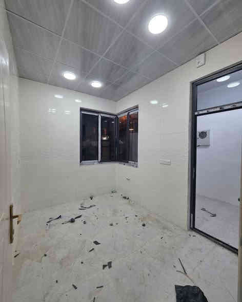 #دار للبيع 🏠🏠🏠طابو صرف 
#المساحه 100متر 83 متر طابو وباقي فضله
#العنوان حي الوحدة قرب الجامع قرب المدرسة
#طابق واحد درج خارجي 
#يتكون الدار من (كراج و استقبال و مطبخ و غرفتين نوم و صحيات داخلي وخارجي )
#الدار فارغ جاهز للسكن 
#السعر 78
#للاستفسار اكثر اتصل بالارقام التاليه 👇 
*********** 📞
*********** 📞
#نستقبل جميع عروضاتكم السكني وتجاري
