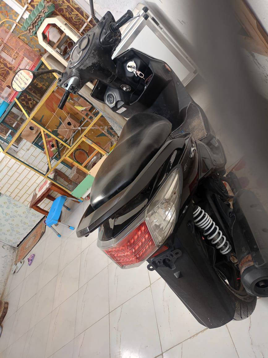 السلام عليكم دراجه البيع سكنس فحل نوزل مكينه خرسه كله شغال كله بلادي مكاني حله رقمي ***********2
